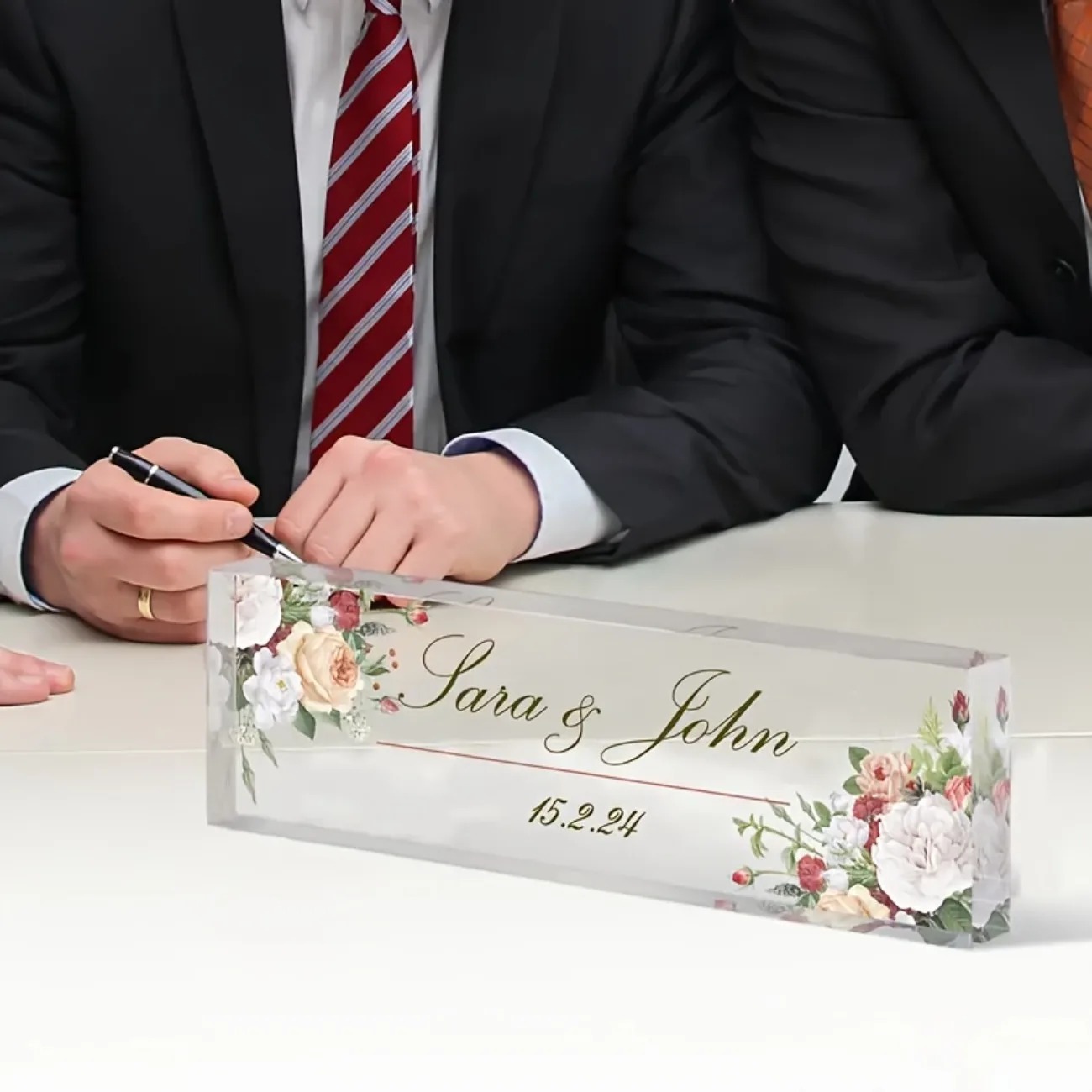 Custom 2D Flat Acrylic Desk Na - огляд і ціна Desk Name Plate